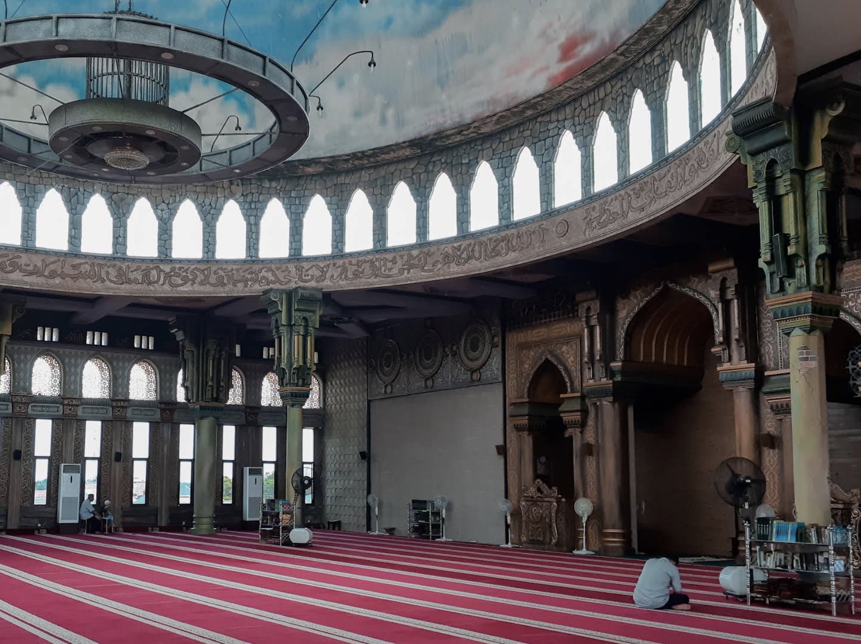 Interior Masjid